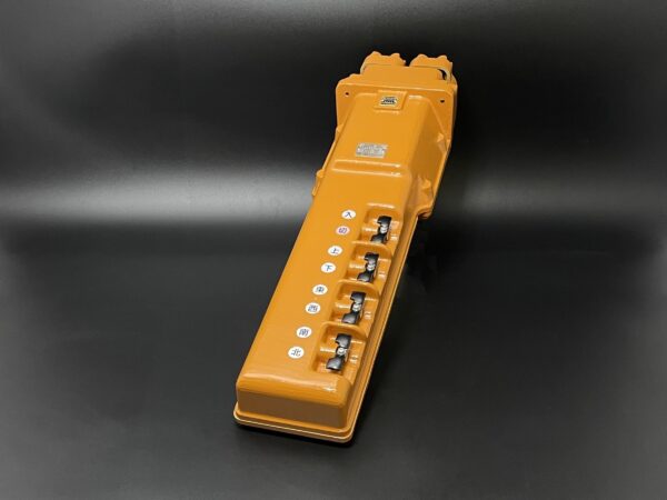 RXFV-8W
（8接点、防雨形IPX4） | 産業用制御機器 特設サイト
